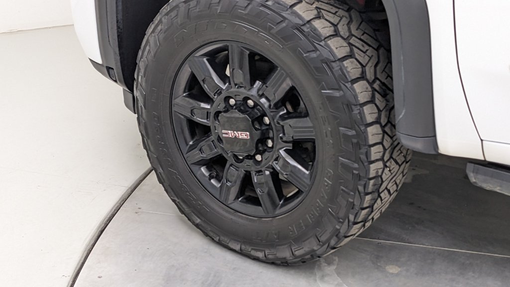 Used 2024 GMC Sierra 3500 AT4 w/ AT4 Premium Plus Package AWD/4WD image 6
