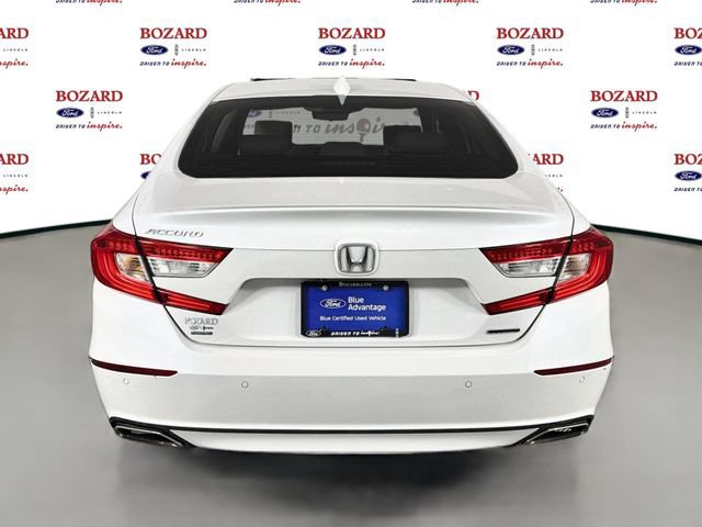 Used 2018 Honda Accord Touring image 7