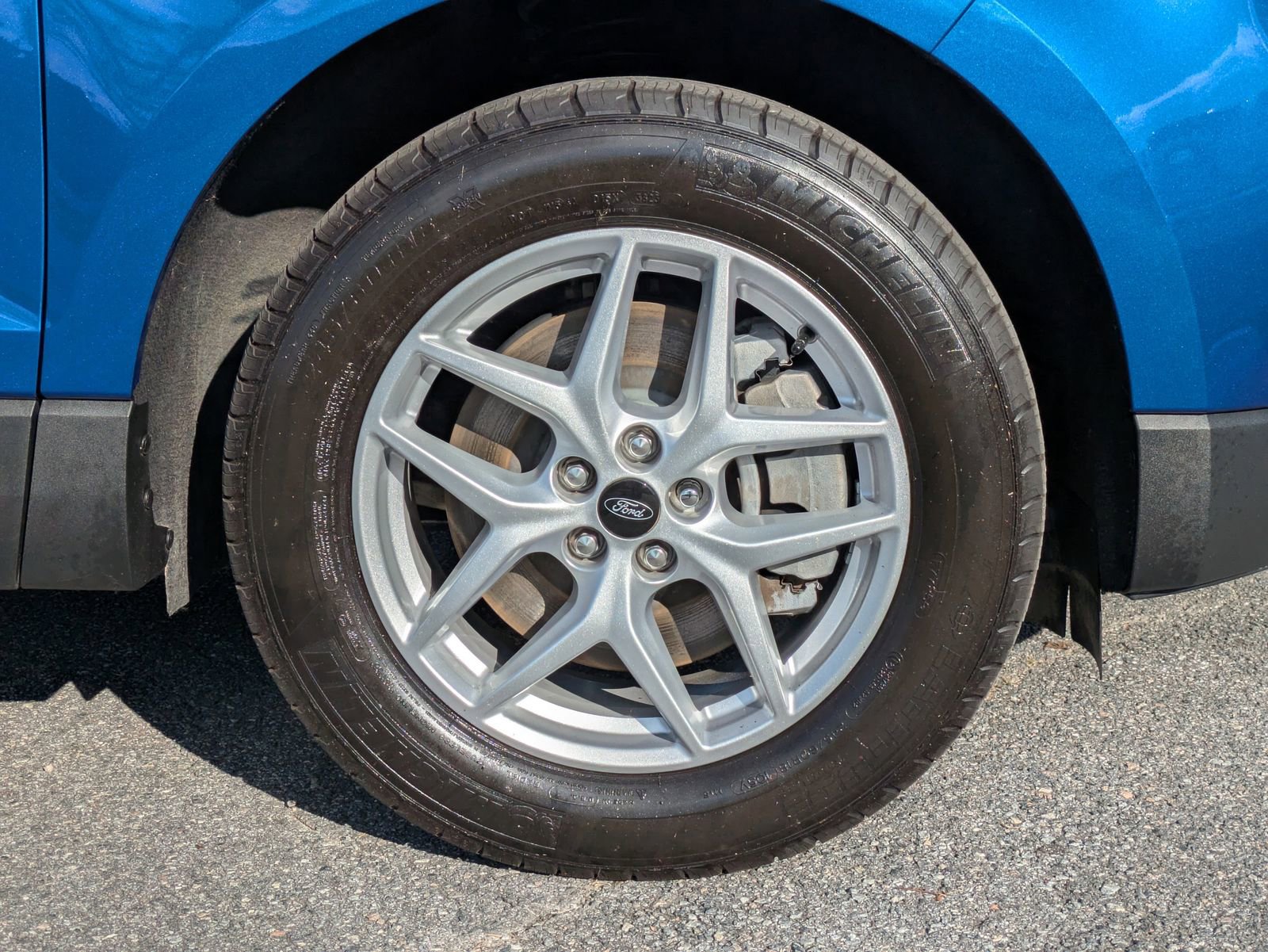 Certified 2024 Ford Edge SEL w/ Convenience Package image 12