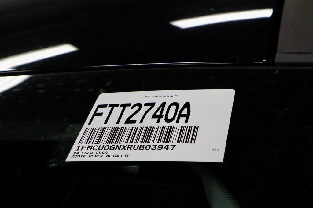 Certified 2024 Ford Escape Active w/ Cold Weather Package FWD image 33