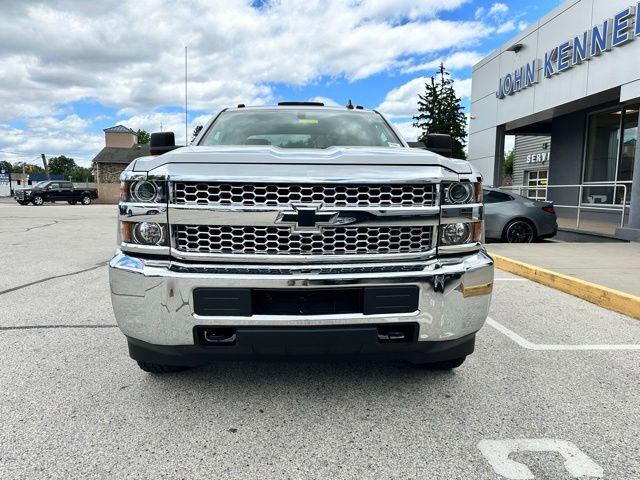 Used 2019 Chevrolet Silverado 2500 W/T w/ Snow Plow Prep Package AWD/4WD image 4