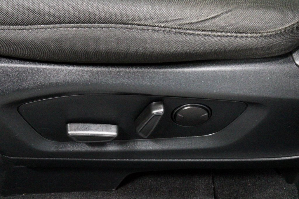 Certified 2022 Ford Explorer XLT w/ Class IV Trailer Tow Package image 25