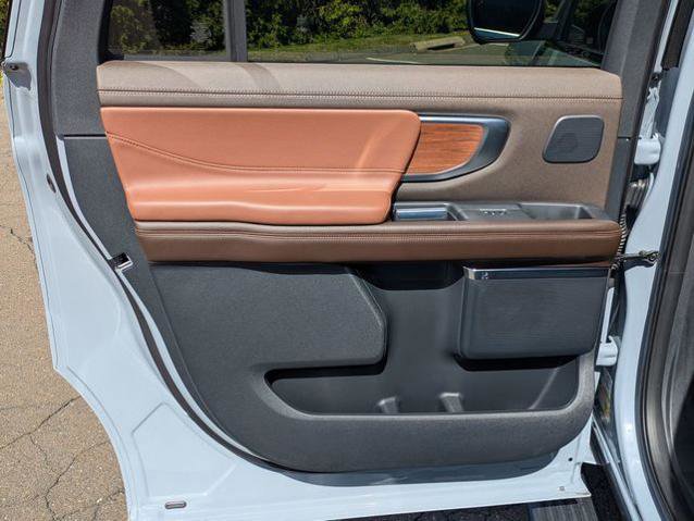 Certified 2025 Ford Expedition Max King Ranch image 29