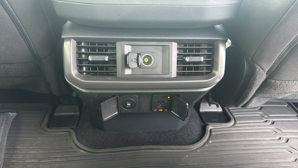 Certified 2024 Ford F150 XLT w/ Equipment Group 302A MID AWD/4WD image 29