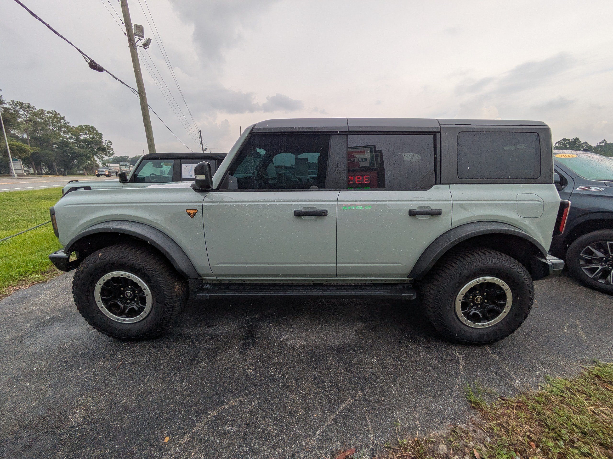 Certified 2022 Ford Bronco Badlands AWD/4WD image 7