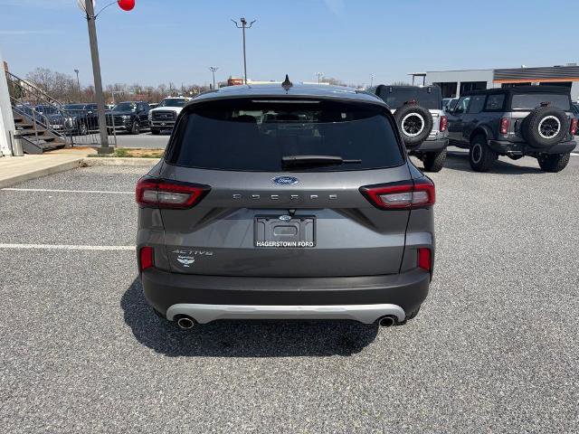 Certified 2023 Ford Escape Active w/ Cold Weather Package image 4