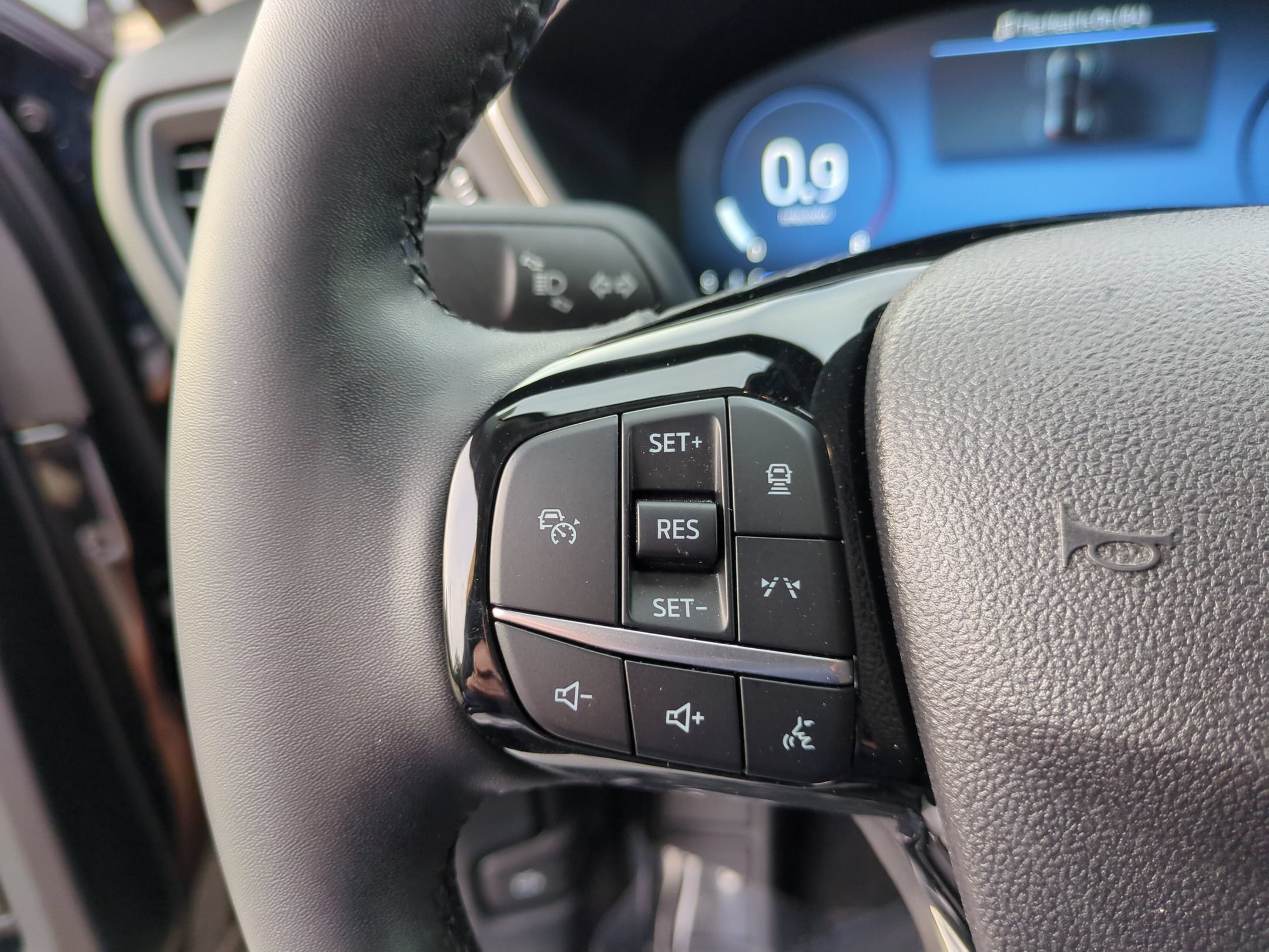 Certified 2023 Ford Escape Platinum AWD/4WD image 19