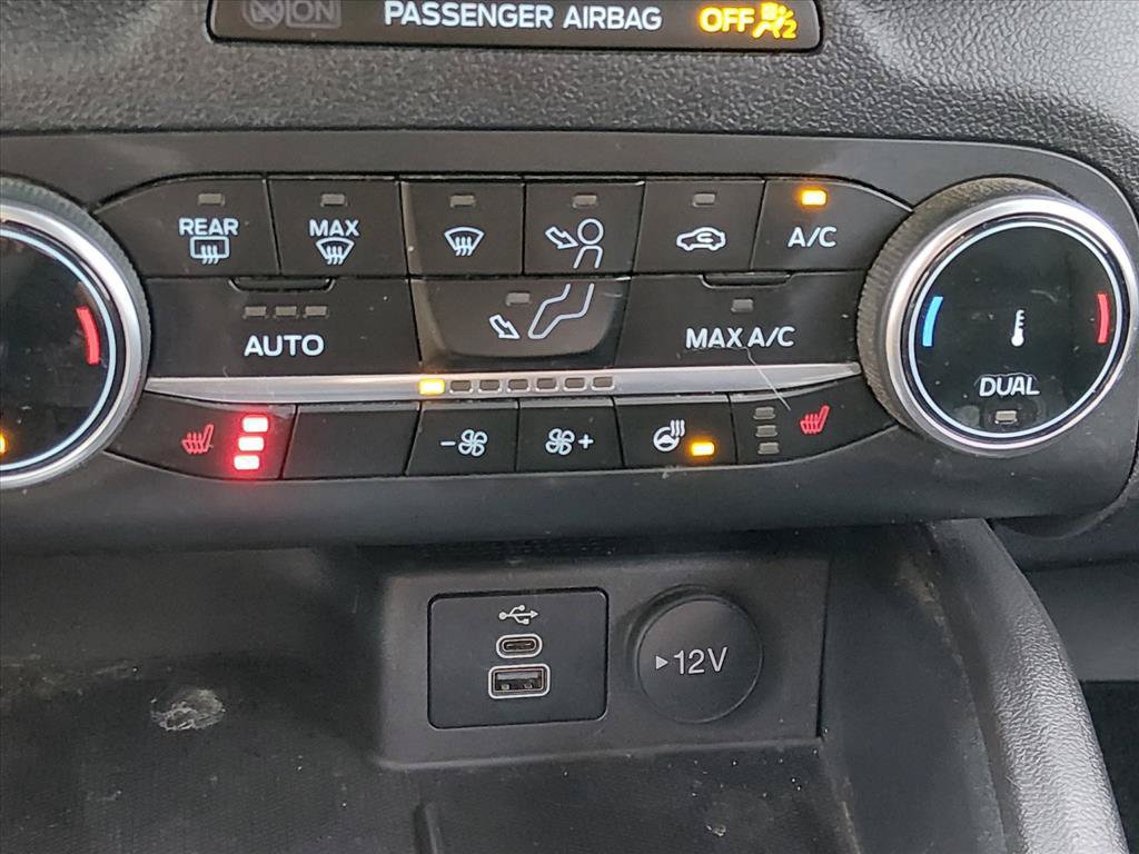 Certified 2024 Ford Escape ST-Line Select AWD/4WD image 21