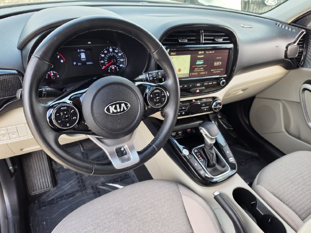 Used 2021 Kia Soul EX FWD image 11