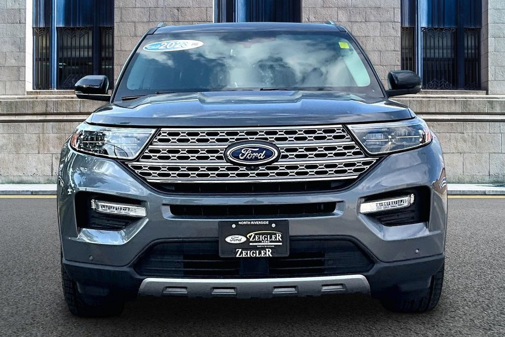 Certified 2023 Ford Explorer Limited w/ Limited Technology Package AWD/4WD image 3