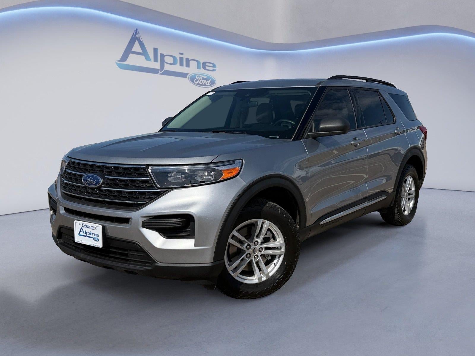 Certified 2024 Ford Explorer XLT w/ Class IV Trailer Tow Package AWD/4WD image 1