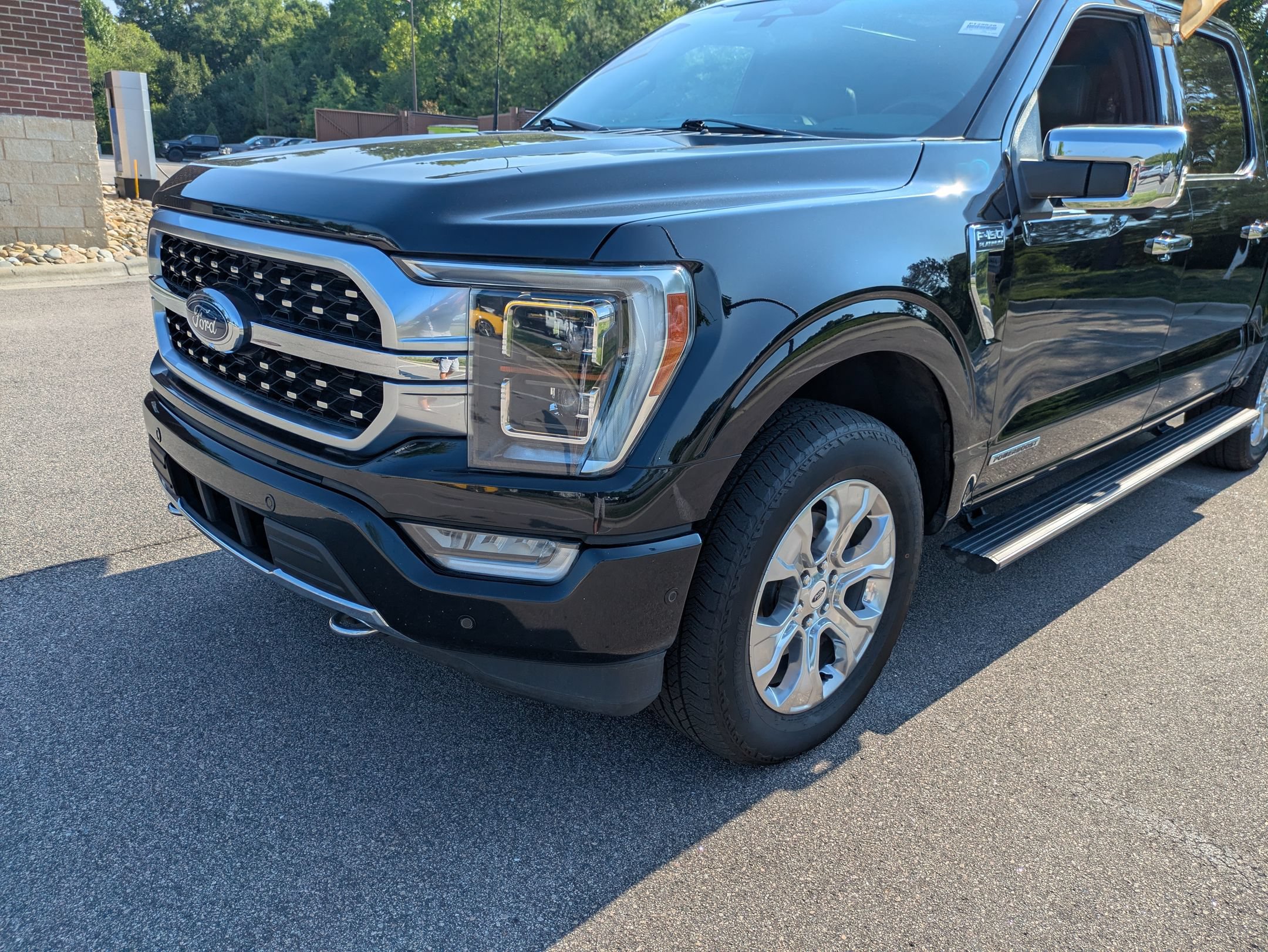 Certified 2022 Ford F150 Platinum w/ Equipment Group 701A High AWD/4WD image 10