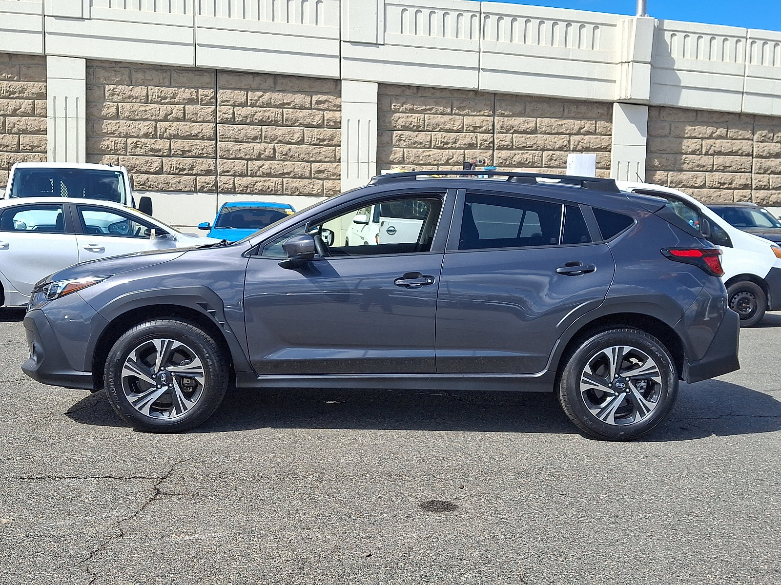 Used 2024 Subaru Crosstrek 2.0i Premium AWD/4WD image 7
