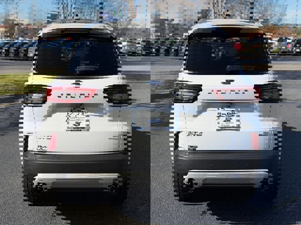 Certified 2023 Ford Escape Active w/ Tech Pack #2 image 3