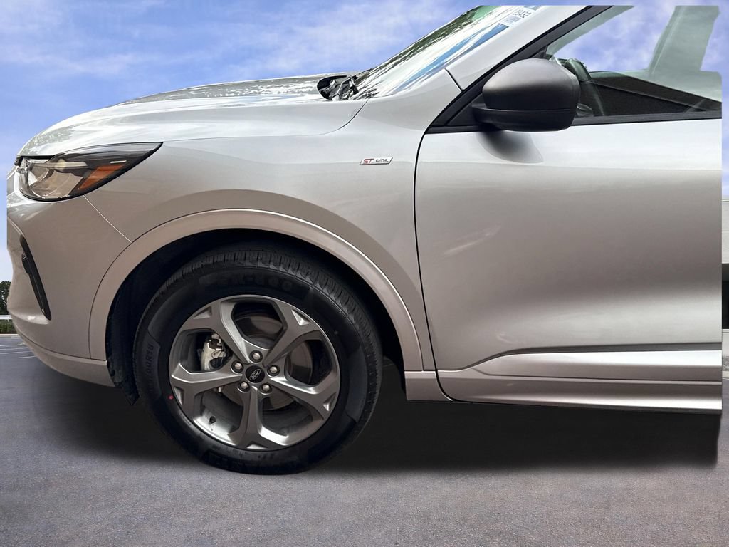 Certified 2024 Ford Escape ST-Line AWD/4WD image 35