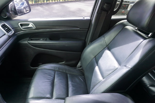 Used 2018 Jeep Grand Cherokee Limited RWD image 28