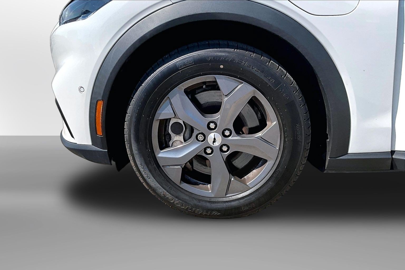Certified 2023 Ford Mustang Mach-E Select AWD/4WD image 3