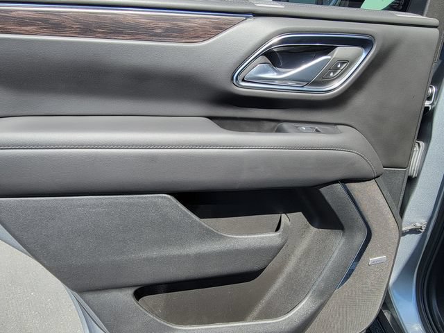 Used 2024 Chevrolet Tahoe Z71 w/ Luxury Package AWD/4WD image 14