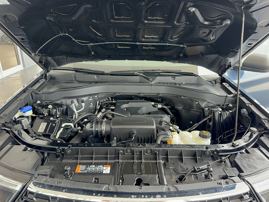 Certified 2020 Ford Explorer XLT AWD/4WD image 36