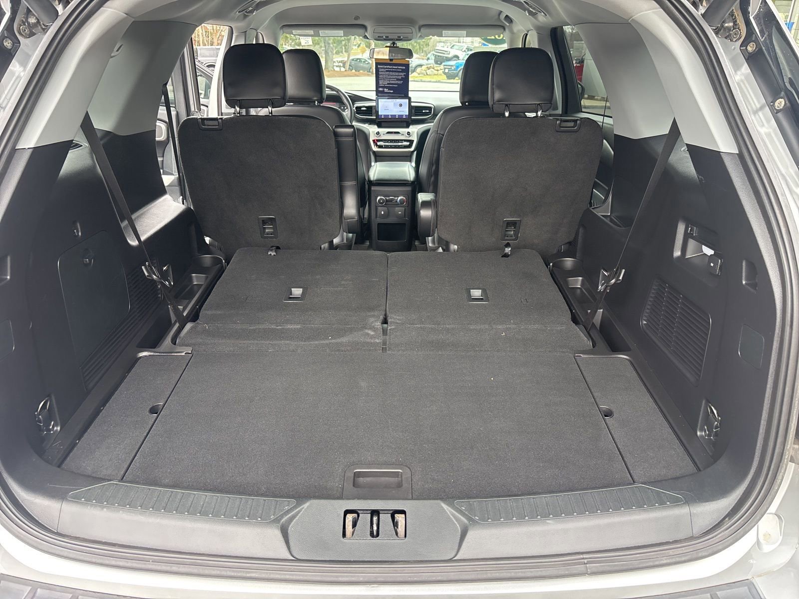 Certified 2021 Ford Explorer XLT w/ Equipment Group 202A image 46