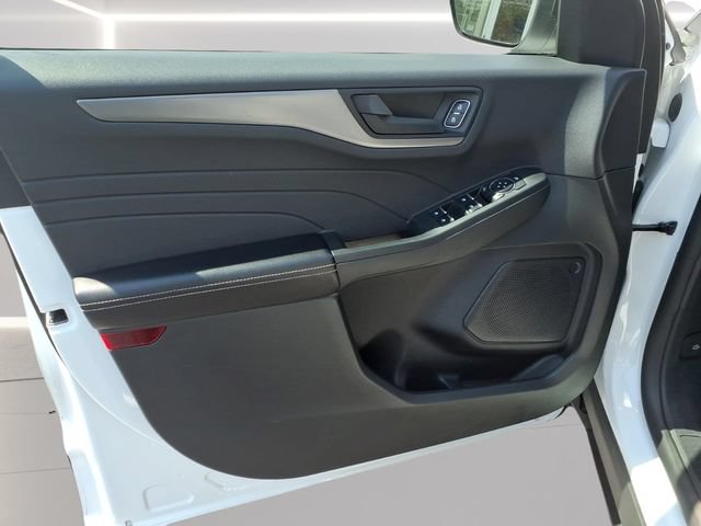 Certified 2025 Ford Escape Active FWD image 8