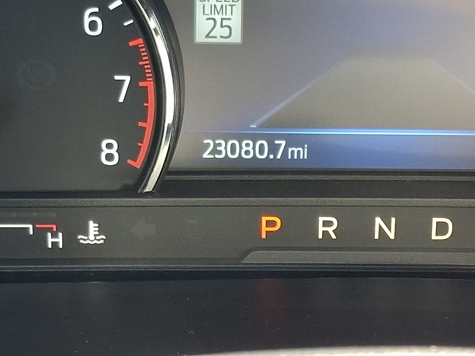 Certified 2023 Ford Explorer XLT w/ Equipment Group 202A AWD/4WD image 25