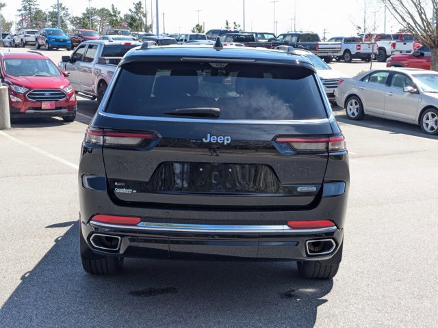 Used 2023 Jeep Grand Cherokee L Overland w/ Luxury Tech Group IV RWD image 5