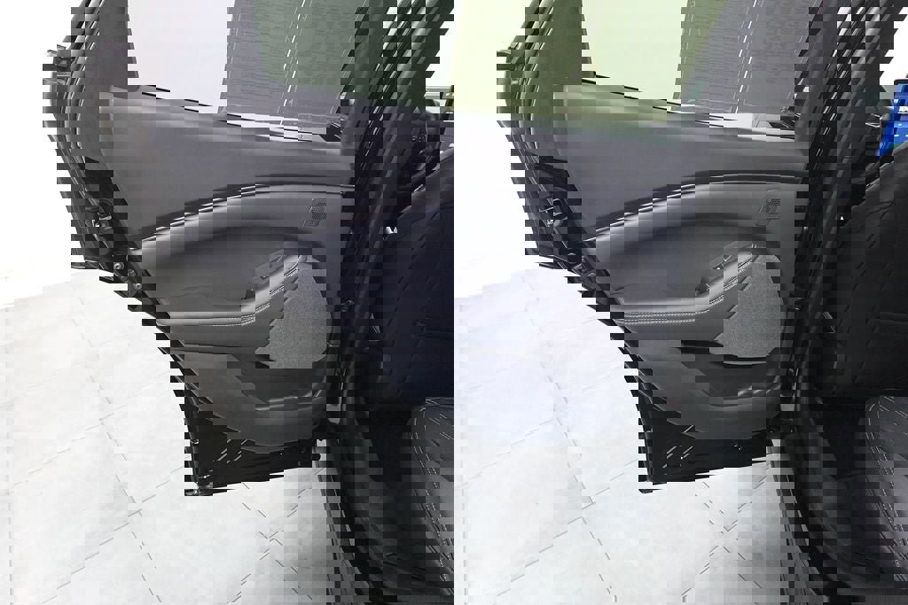 Certified 2025 Ford Mustang Mach-E Premium image 22