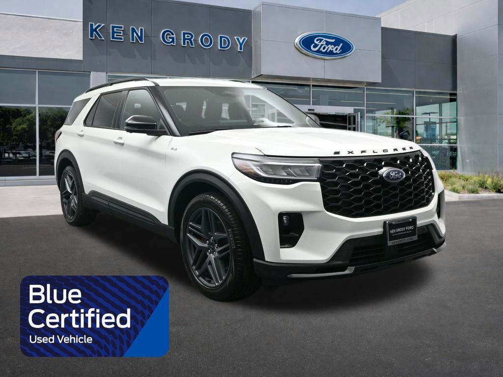 Certified 2025 Ford Explorer ST-Line w/ Premium Package image 1