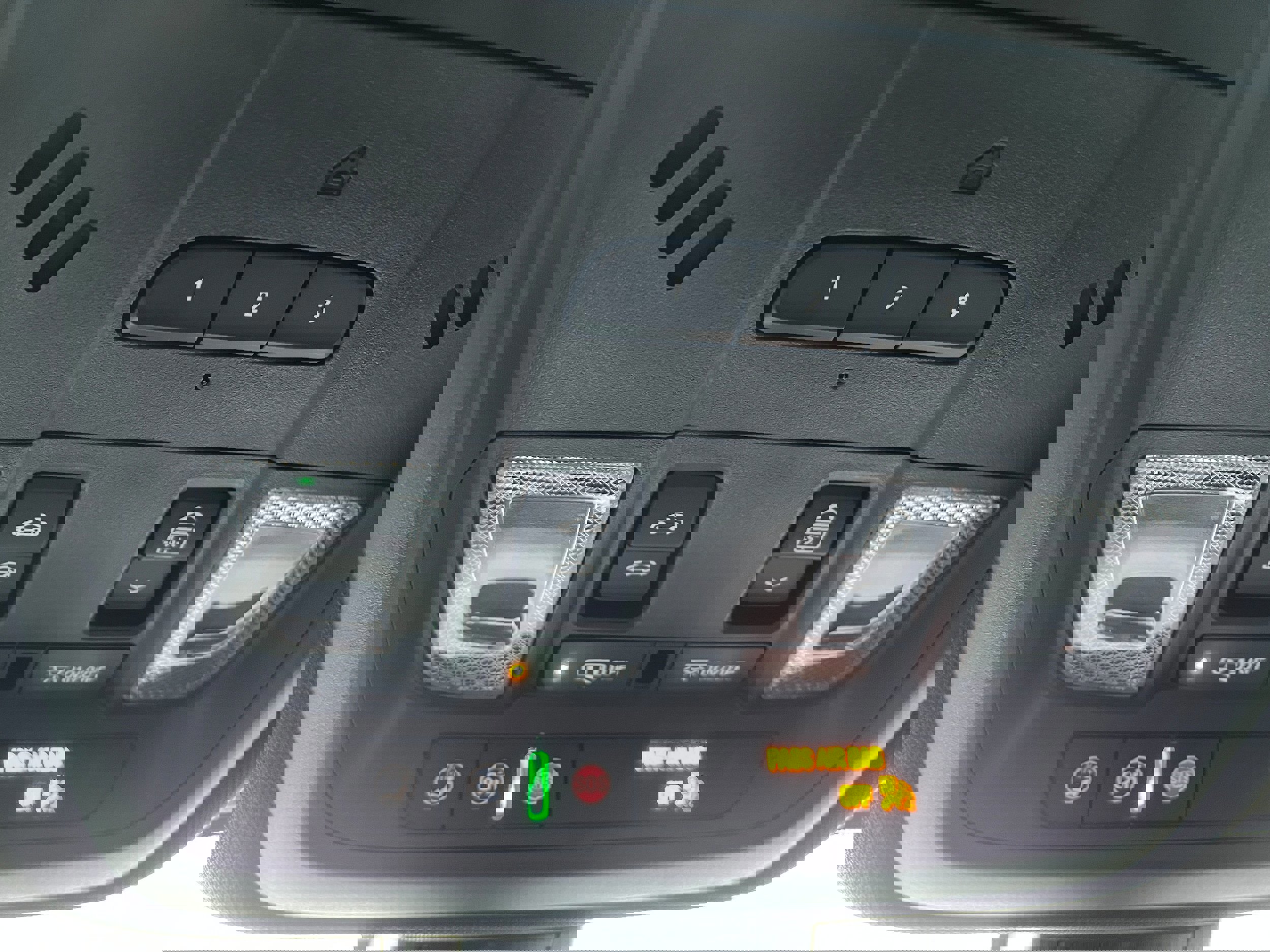 Used 2022 Chevrolet Blazer RS w/ Enhanced Convenience Package image 23