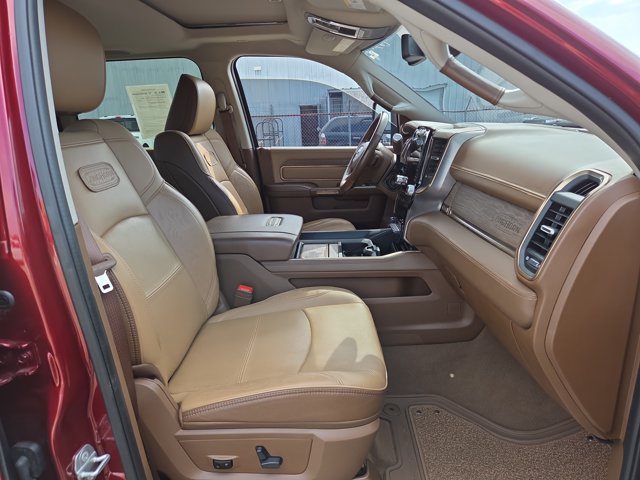 Used 2023 RAM 3500 Limited AWD/4WD image 16