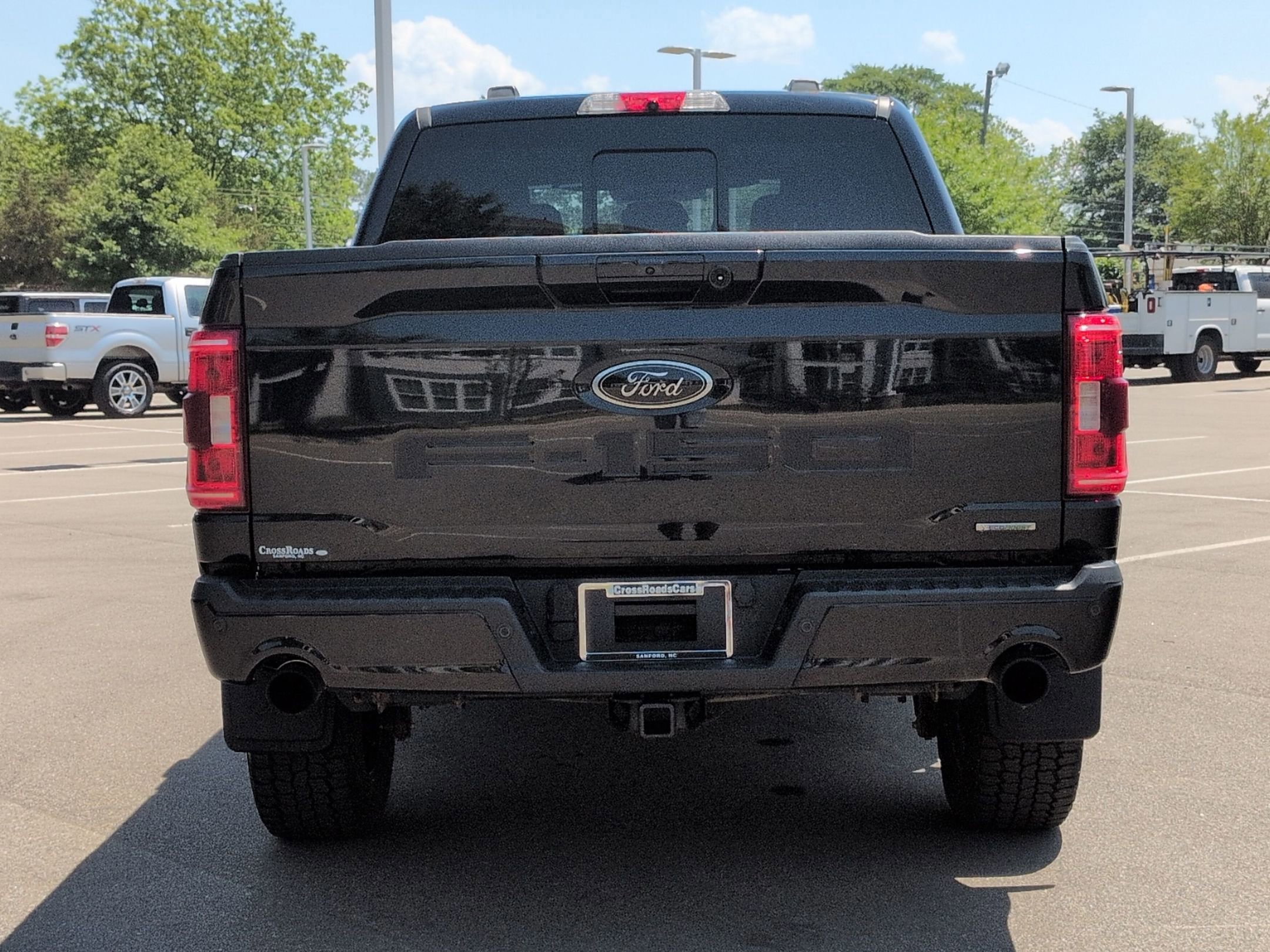 Certified 2022 Ford F150 XLT w/ Equipment Group 302A High AWD/4WD image 4