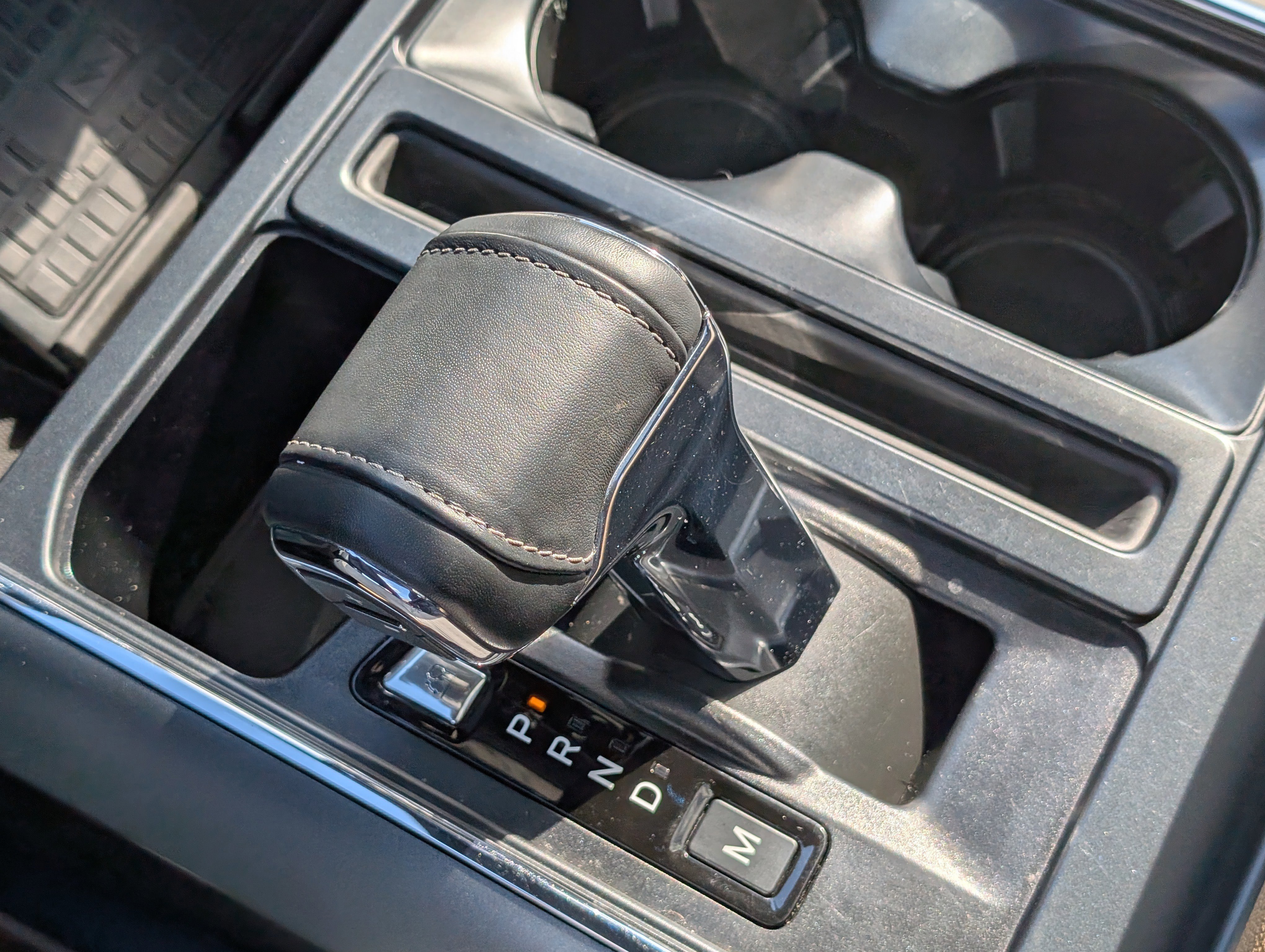 Certified 2022 Ford F150 Lariat w/ Equipment Group 502A High image 30