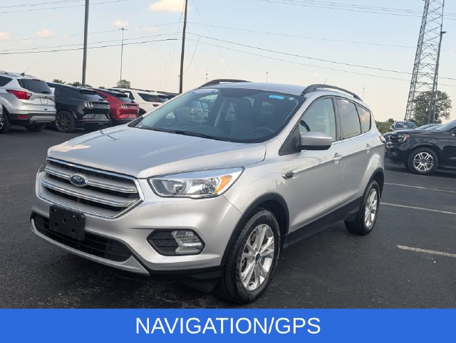 Certified 2018 Ford Escape SE w/ SE Sync 3 Package AWD/4WD image 4