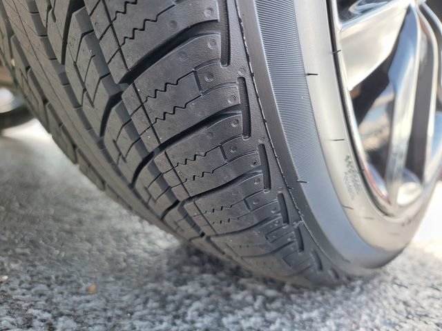 Certified 2019 Ford Escape SE FWD image 18