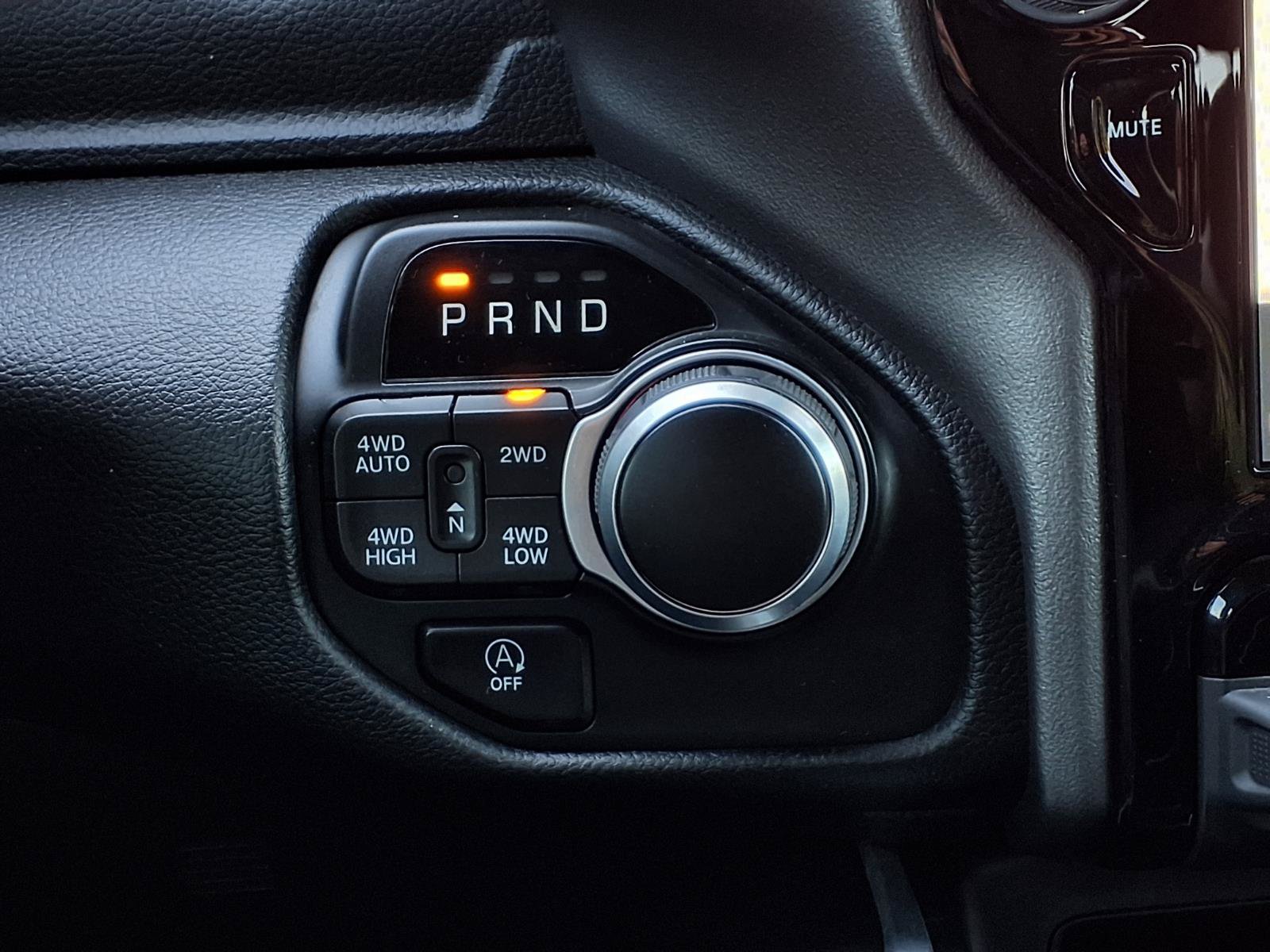 Used 2022 RAM 1500 Big Horn AWD/4WD image 18