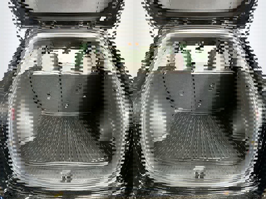 Used 2020 Hyundai Tucson SE image 23