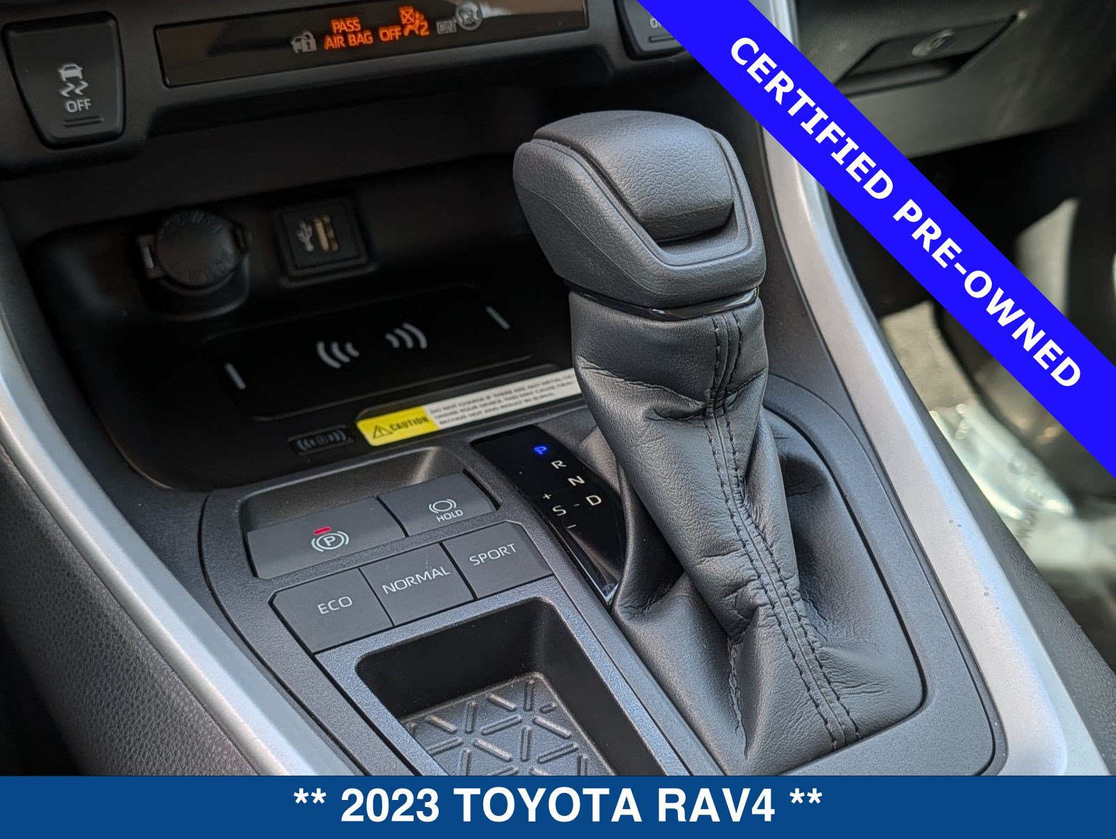 Used 2023 Toyota RAV4 XLE FWD image 31
