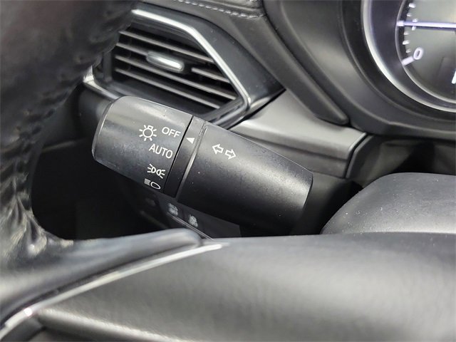 Used 2019 MAZDA CX-5 Touring image 13