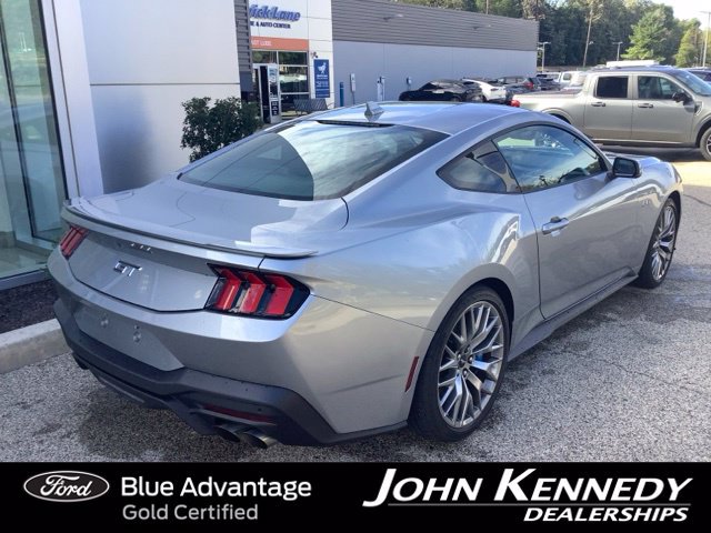 Certified 2024 Ford Mustang GT Premium RWD image 3