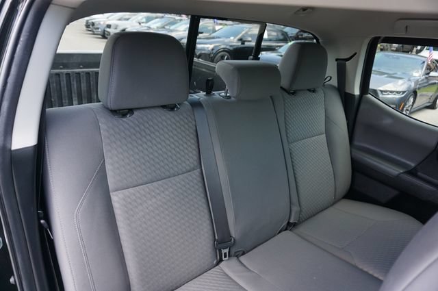 Used 2022 Toyota Tacoma SR w/ SR Convenience Package RWD image 21