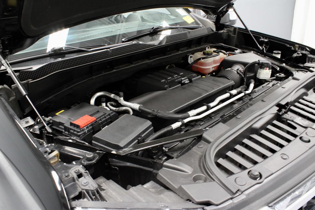 Used 2022 Chevrolet Silverado 1500 LT AWD/4WD image 19