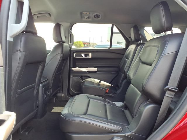 Certified 2023 Ford Explorer XLT w/ Equipment Group 202A AWD/4WD image 11
