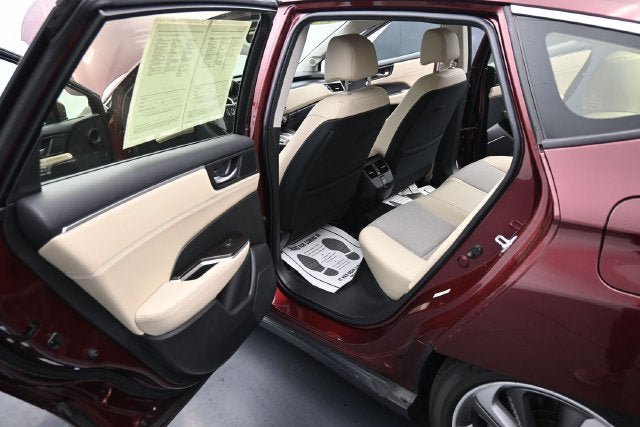 Used 2021 Honda Clarity Plug-In Hybrid image 17