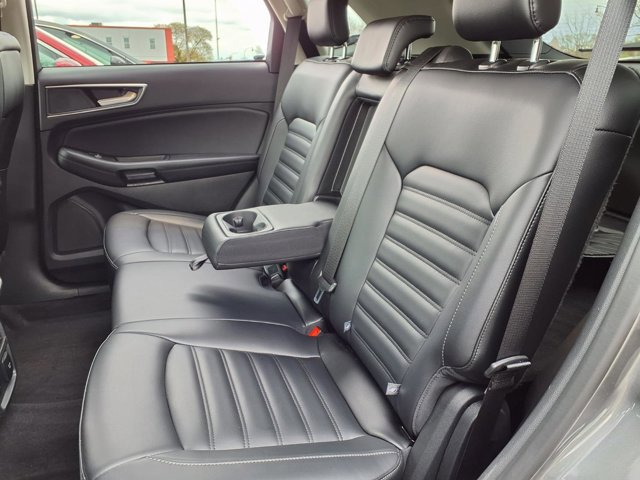 Certified 2024 Ford Edge SEL w/ Convenience Package AWD/4WD image 7
