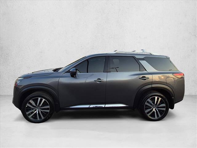 Used 2025 Nissan Pathfinder Platinum AWD/4WD image 9