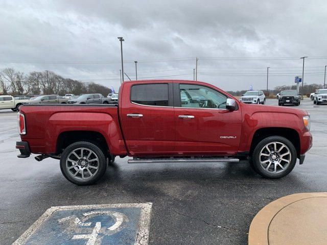 Used 2018 GMC Canyon Denali image 6