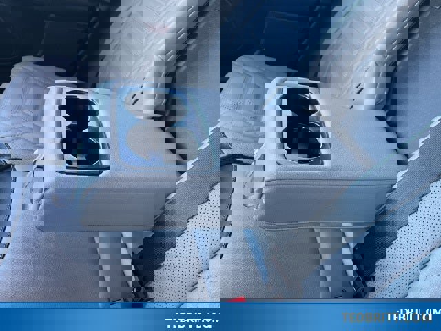 Certified 2024 Ford Escape Platinum w/ Premium Technology Package image 15