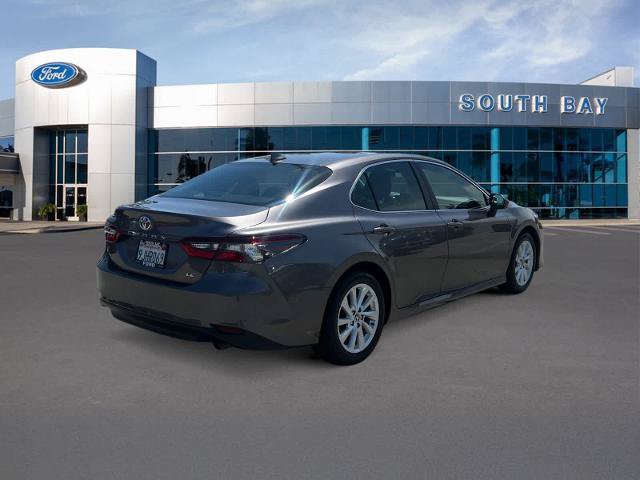 Used 2023 Toyota Camry LE FWD image 5