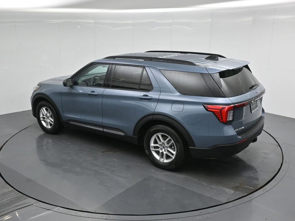 Certified 2025 Ford Explorer Active image 18